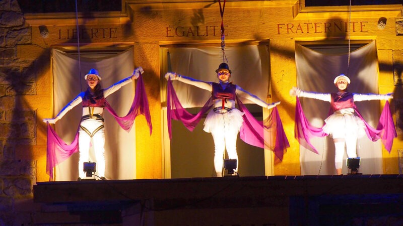 Maison des Jeunes et de la Culture - MJC de Saint-Martin-en-Haut | Pôle événementiel Marron Show