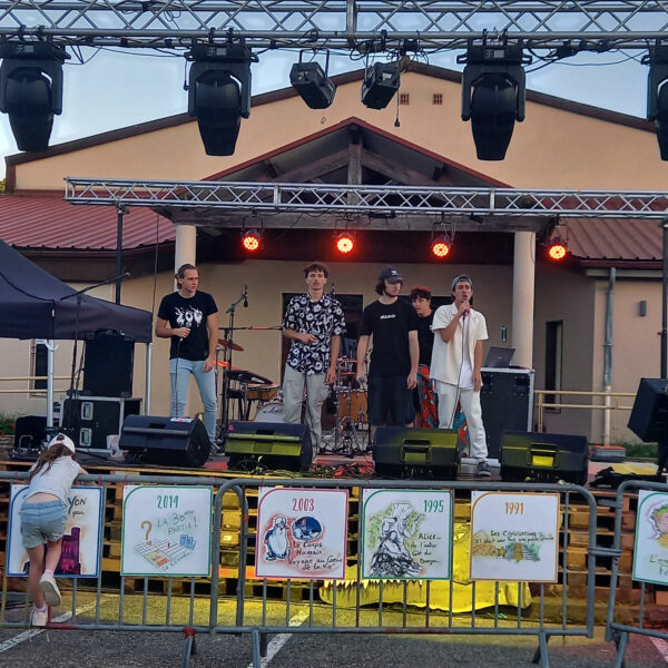 Collectif JQR à la fête du siècle